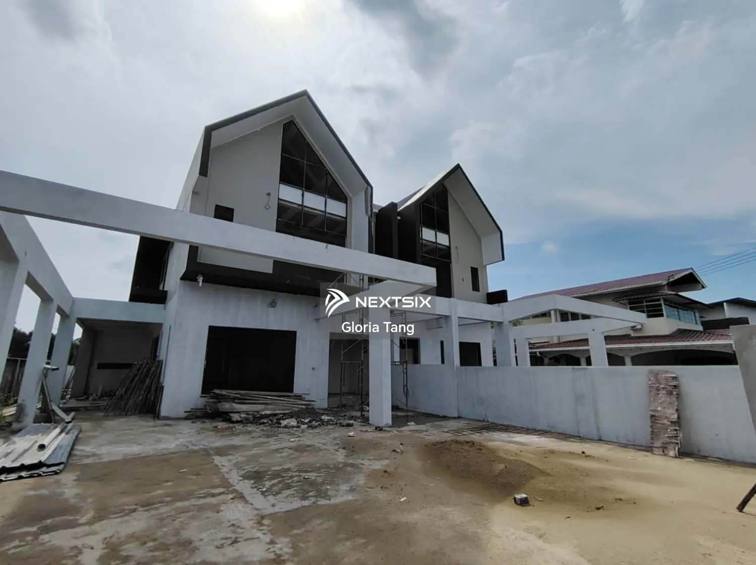 Semi-detached House For Sale in Kuching Sarawak