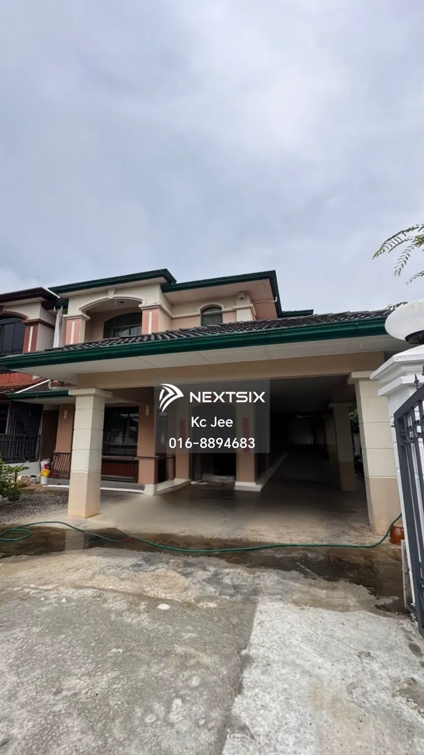 Semi-detached House For Sale in Kuching Sarawak