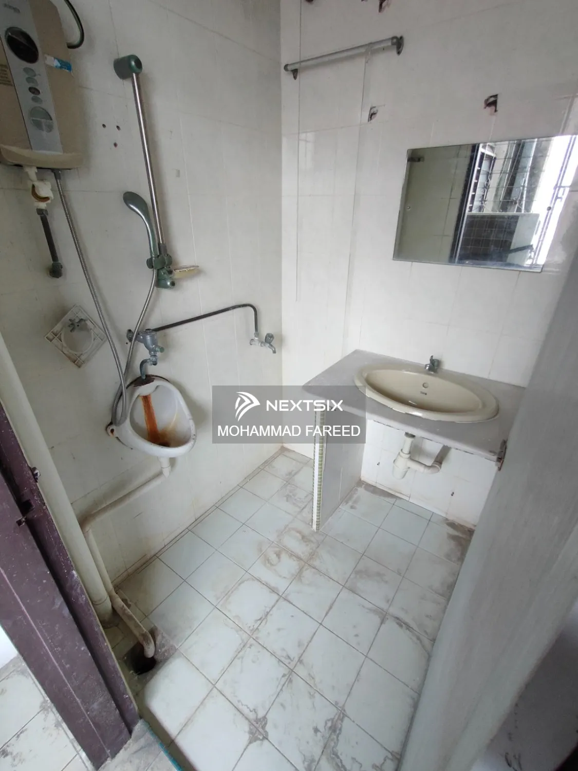 Shop Office For Sale in Georgetown Penang - Image 8