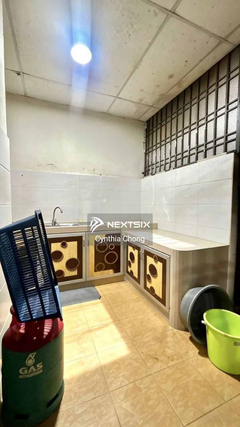 2-sty Terrace/Link House For Sale in Ulu Tiram Johor - Image 6