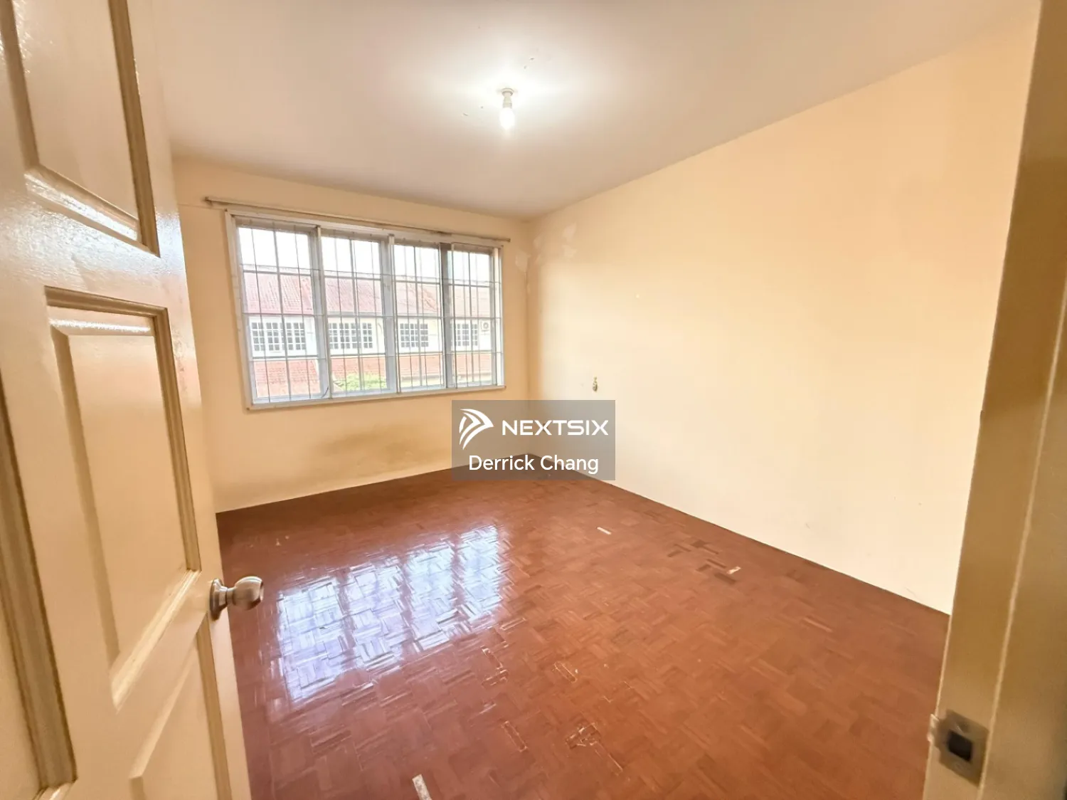 2-sty Terrace/Link House For Sale in Kota Samarahan Sarawak - Image 9