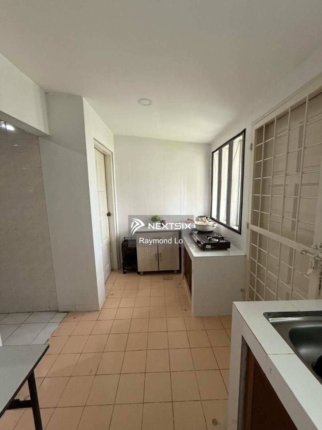 Semi-detached House For Sale in Kuching Sarawak - Image 6