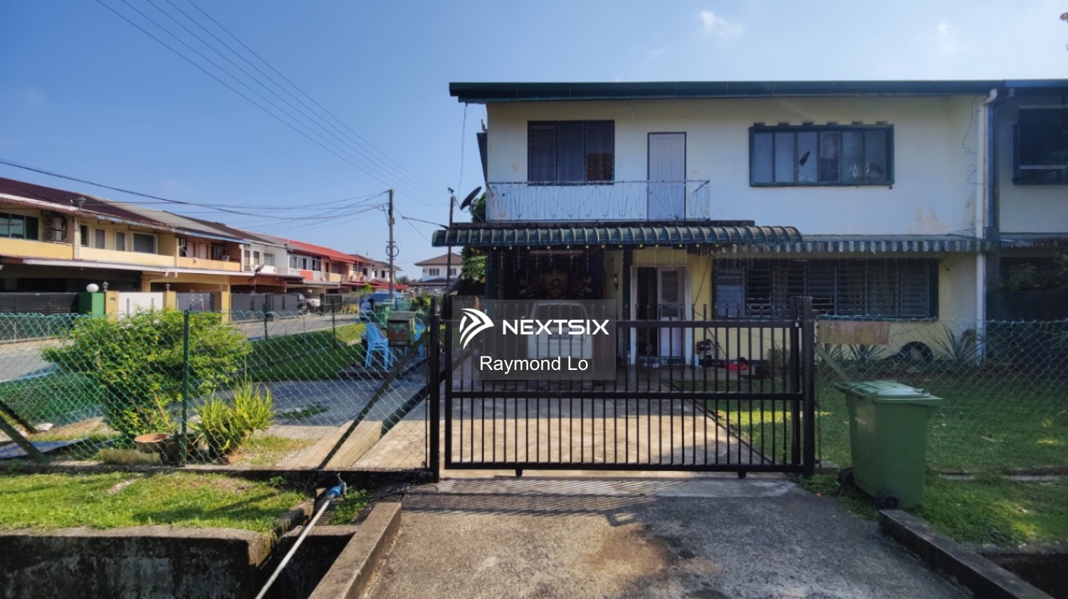 Semi-detached House For Sale in Kuching Sarawak
