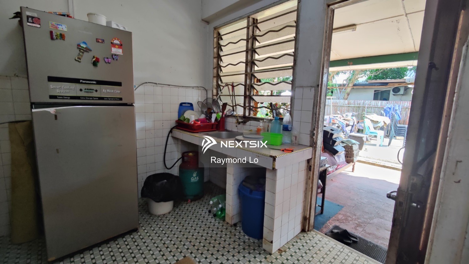 Semi-detached House For Sale in Kuching Sarawak - Image 5