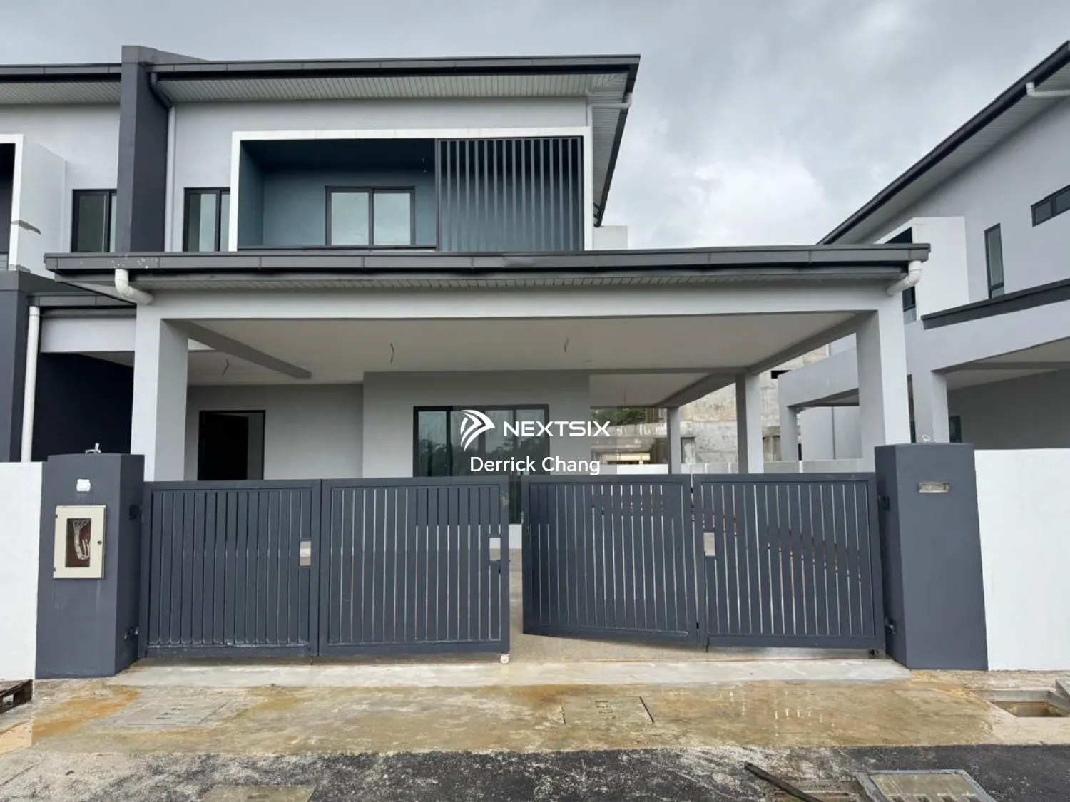 Semi-detached House For Sale in Kuching Sarawak - Image 10