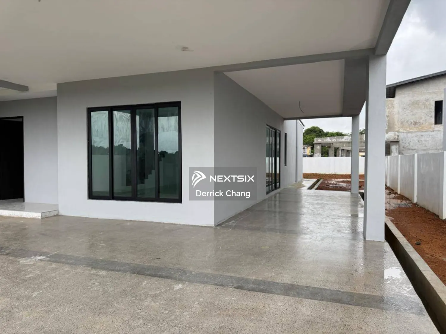 Semi-detached House For Sale in Kuching Sarawak - Image 9