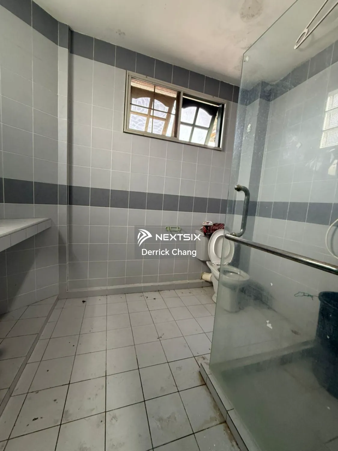 Semi-detached House For Sale in Kuching Sarawak - Image 7