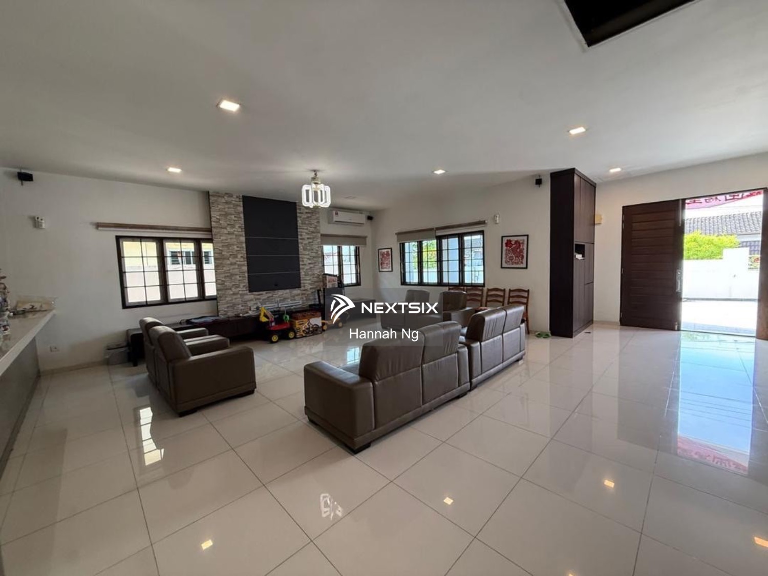 Bungalow For Sale in Johor Bahru Johor - Image 9