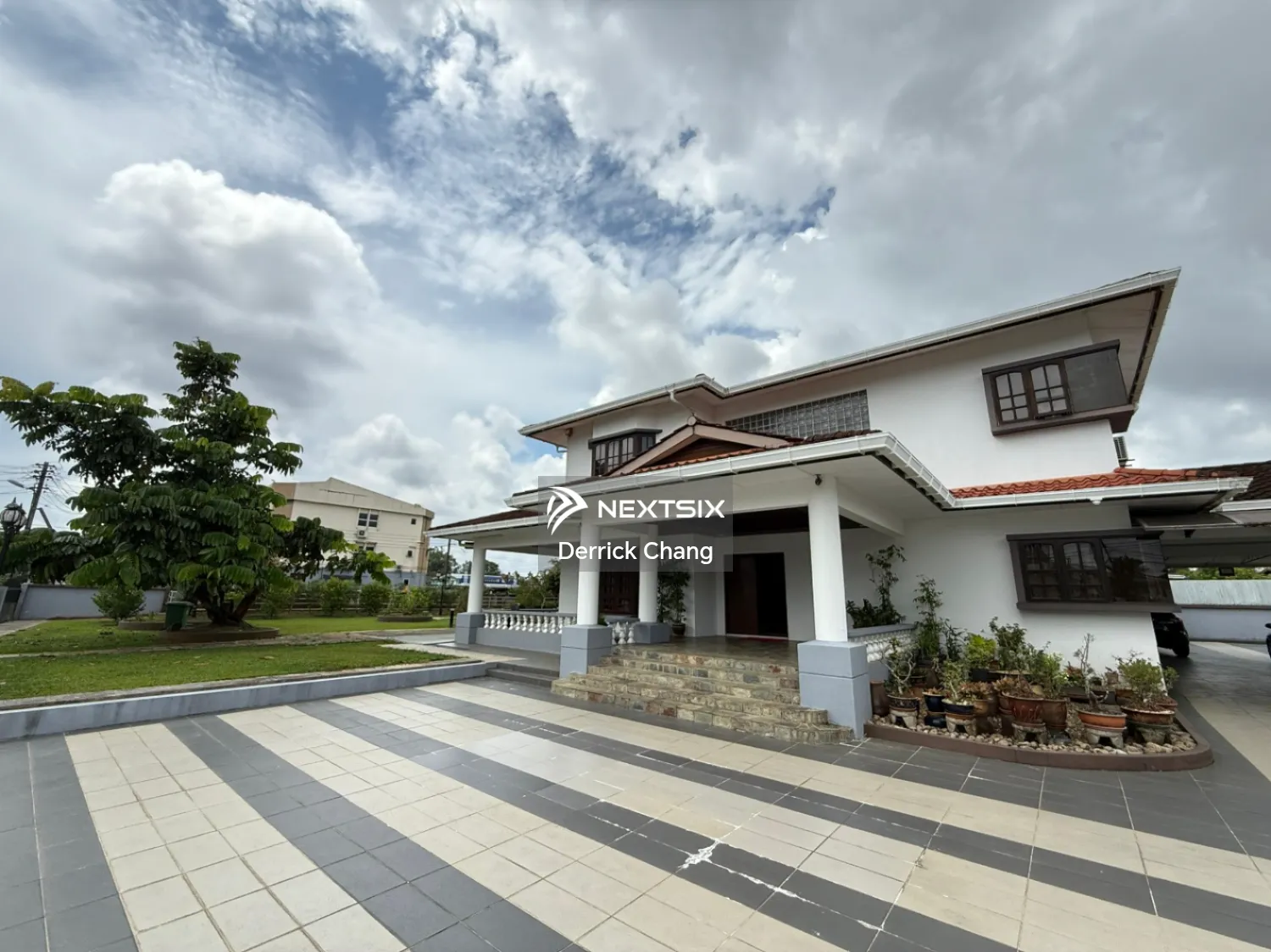Bungalow For Sale in Kuching Sarawak - Image 12