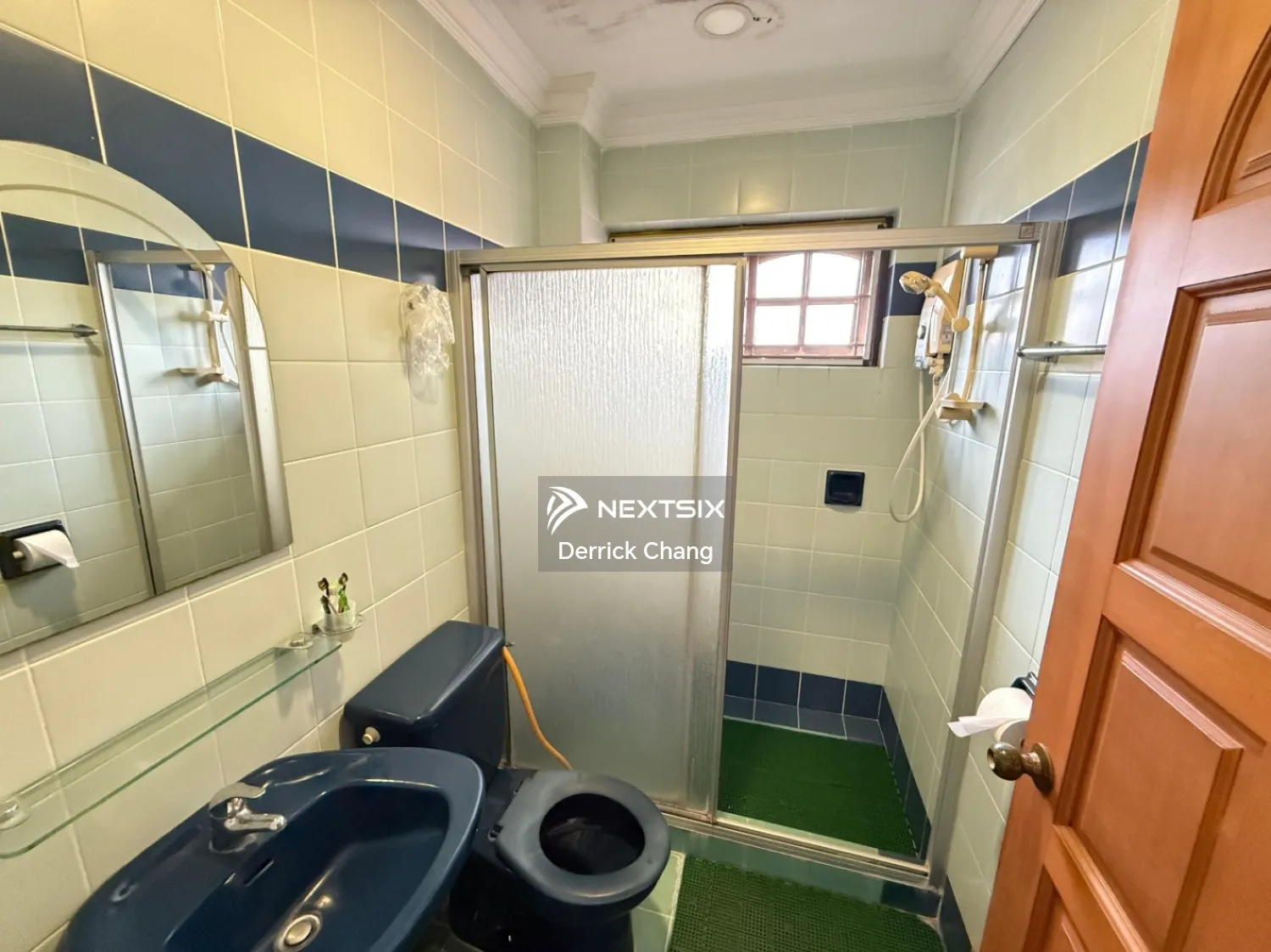 Bungalow For Sale in Kuching Sarawak - Image 6