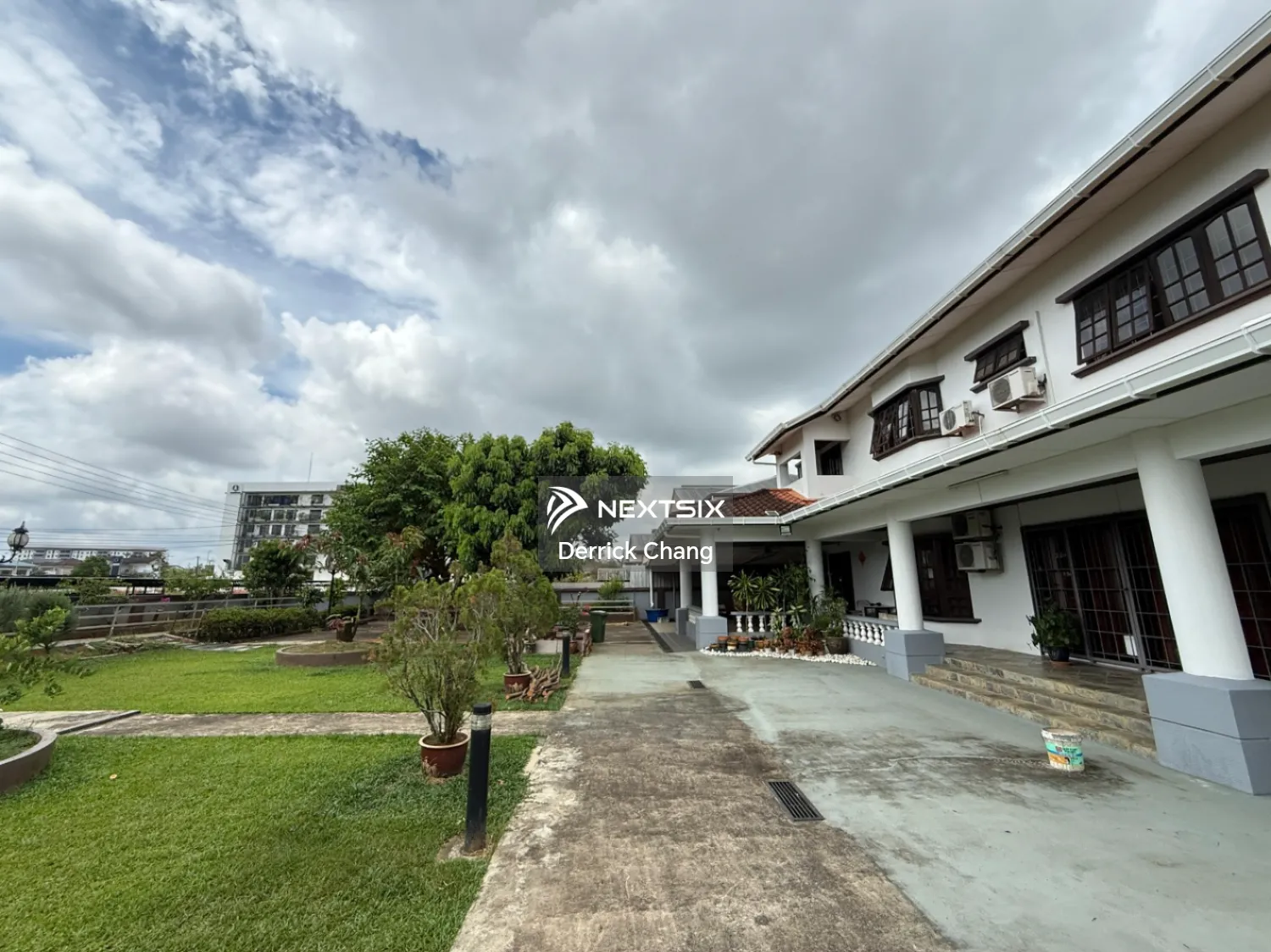 Bungalow For Sale in Kuching Sarawak - Image 8
