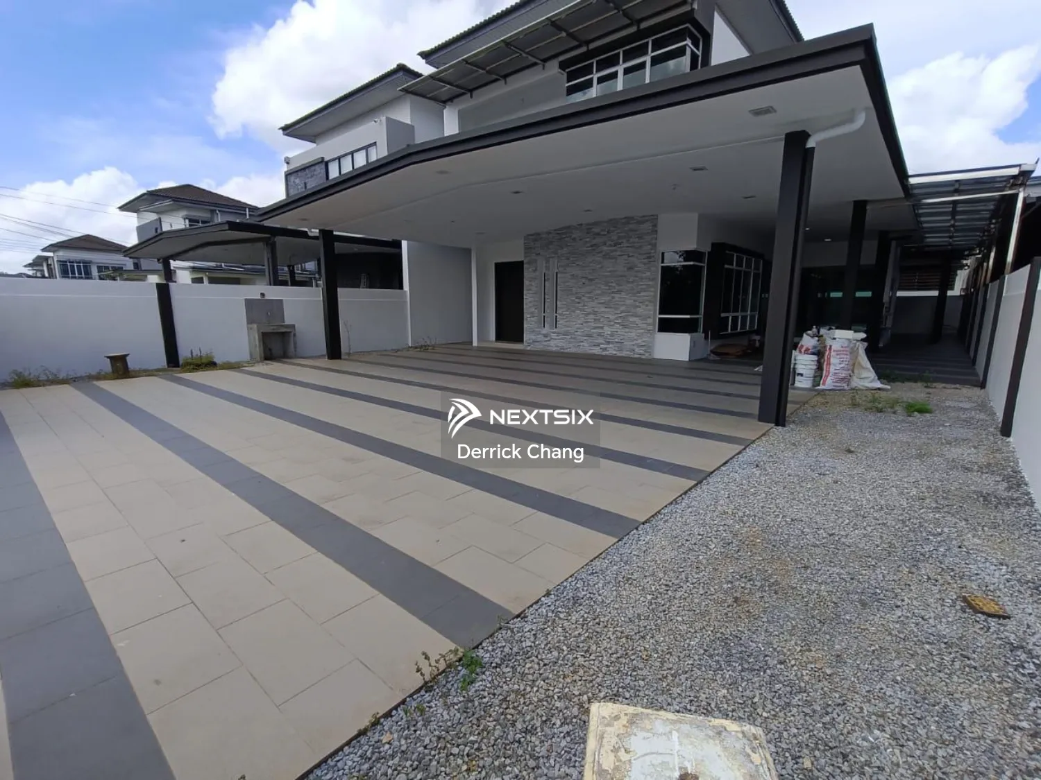 Semi-detached House For Sale in Kota Samarahan Sarawak - Image 5