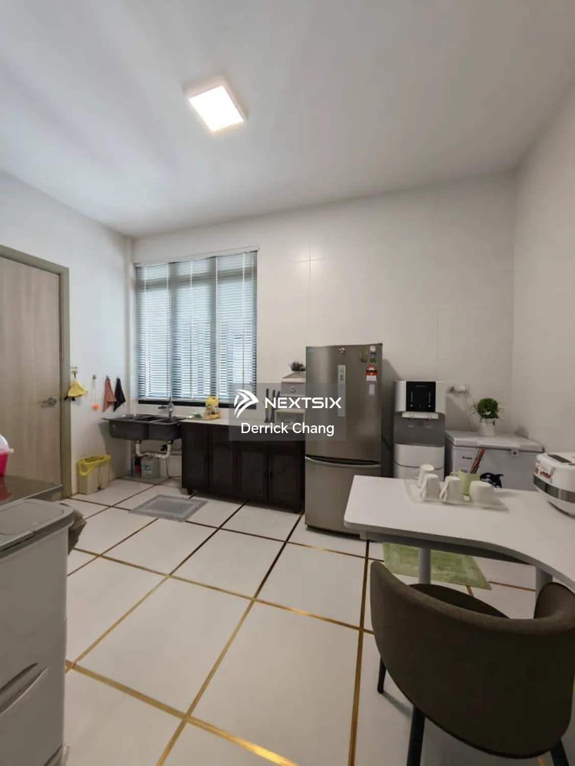 Condominium For Sale in Kota Samarahan Sarawak - Image 5