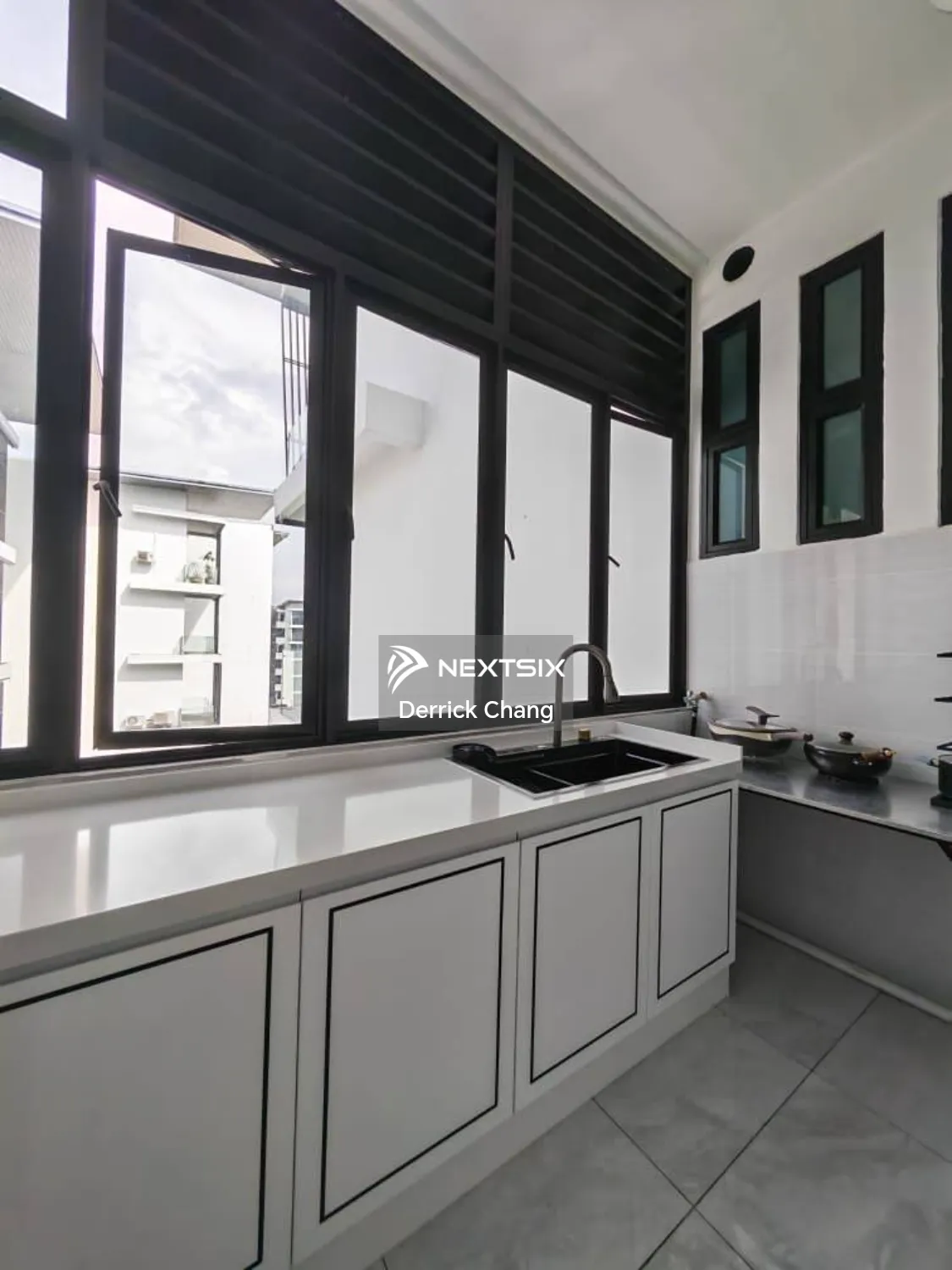 Condominium For Sale in Kota Samarahan Sarawak - Image 7