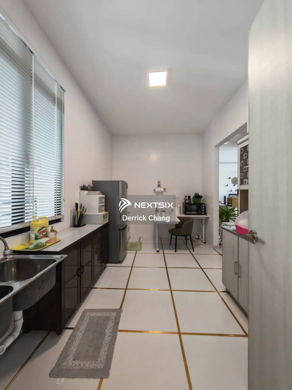 Condominium For Sale in Kota Samarahan Sarawak - Image 9