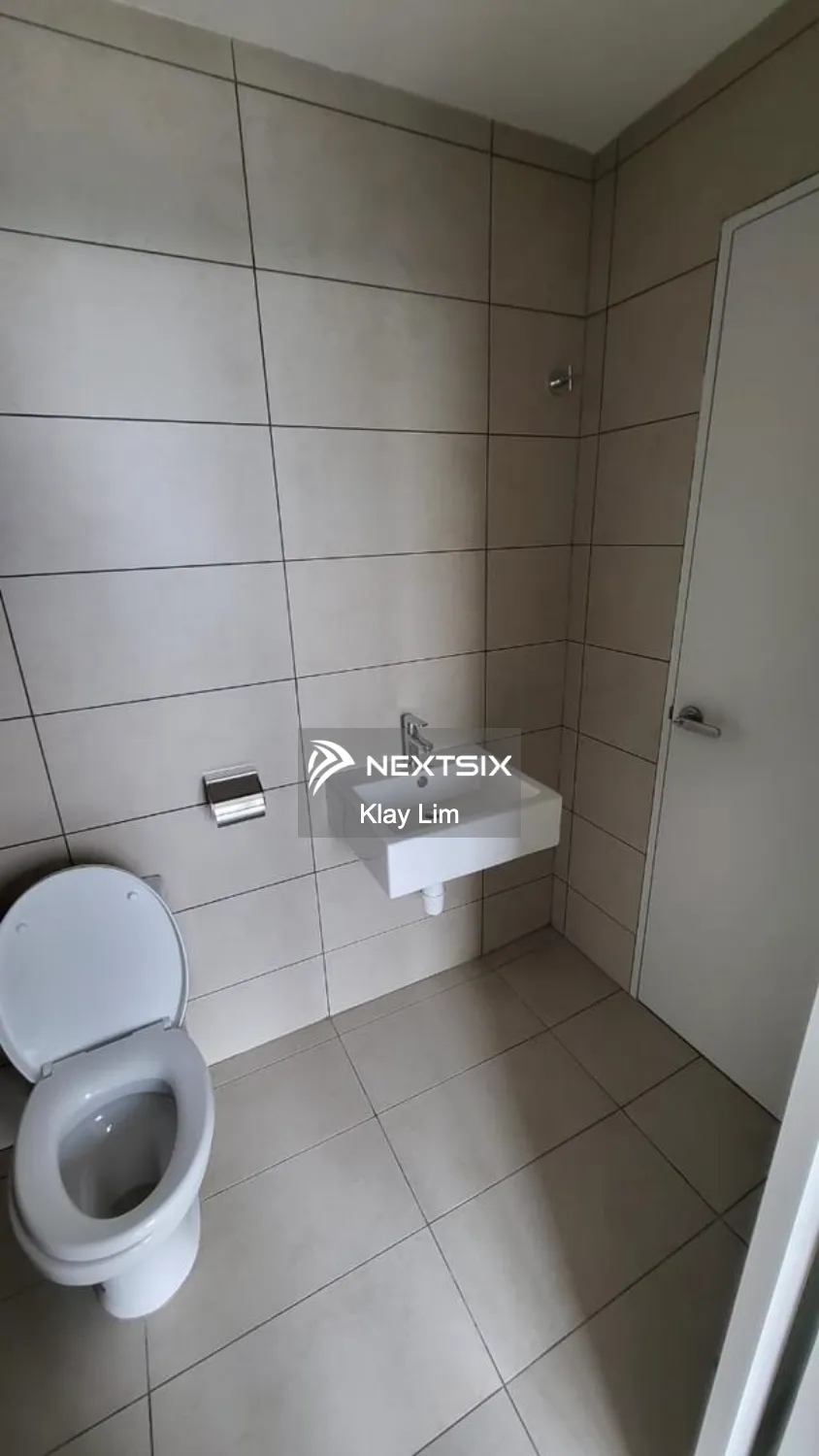 Serviced Residence For Rent in Petaling Jaya Selangor - Image 9