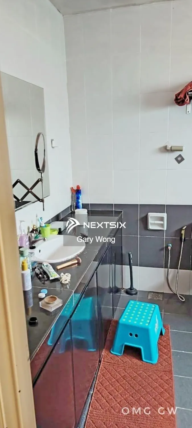 Townhouse For Sale in Seri Kembangan Selangor - Image 8