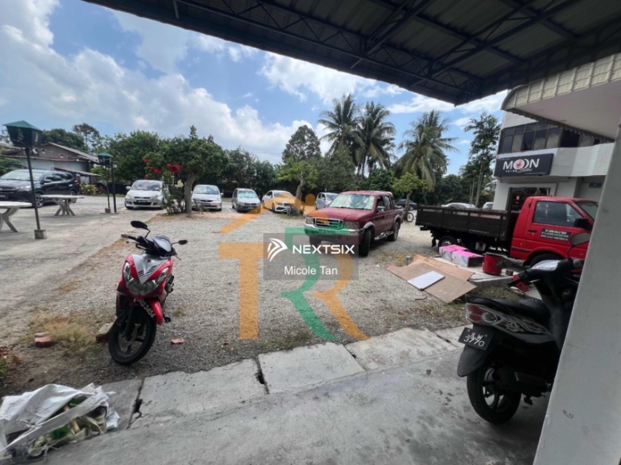 Shop For Rent in Muar Johor - Image 11