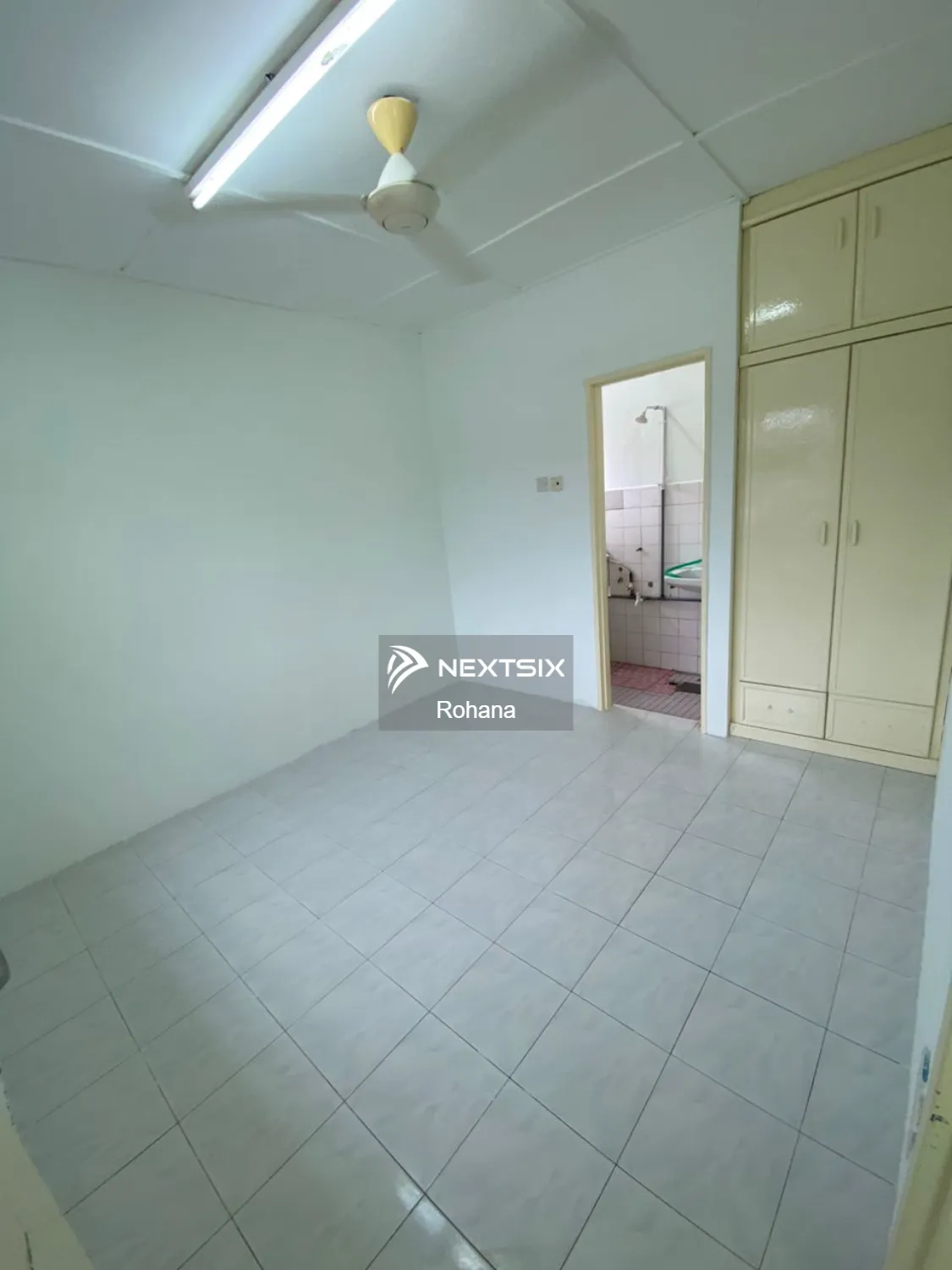 Semi-detached House For Sale in Kuantan Pahang - Image 6