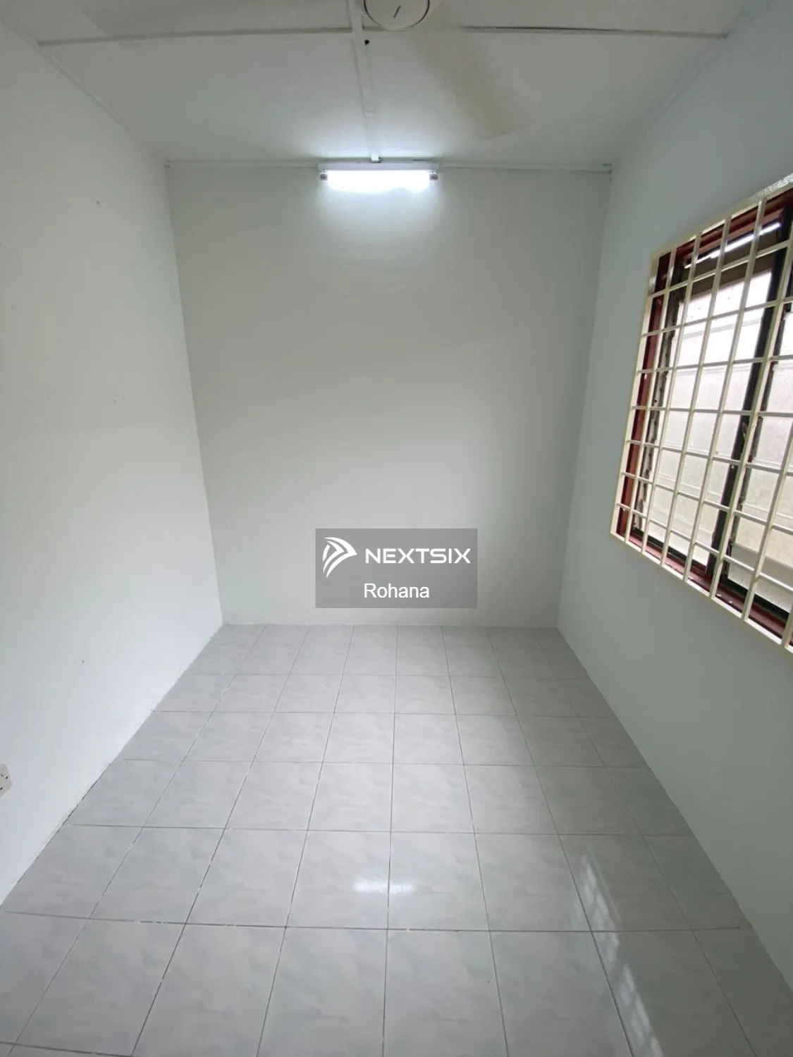 Semi-detached House For Sale in Kuantan Pahang - Image 7