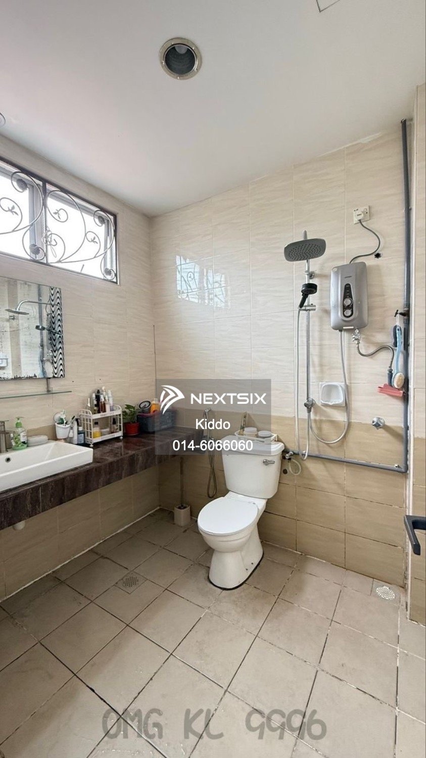 2-sty Superlink House For Sale in Klang Selangor - Image 8