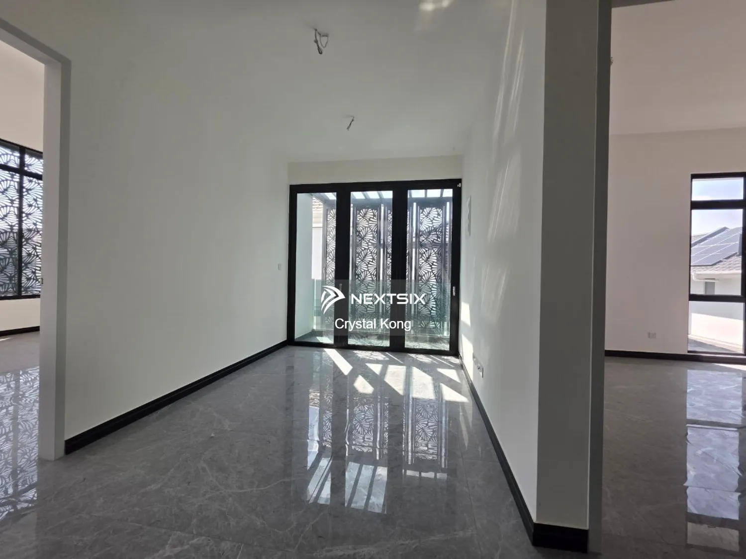 Semi-detached House For Sale in Setia Tropika Johor - Image 6