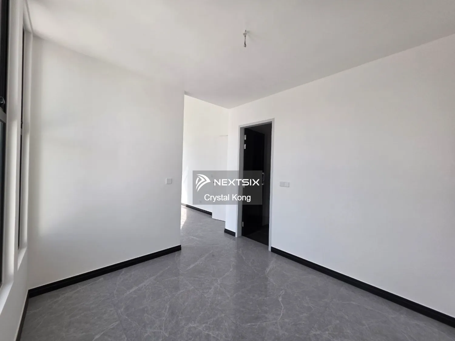 Semi-detached House For Sale in Setia Tropika Johor - Image 7