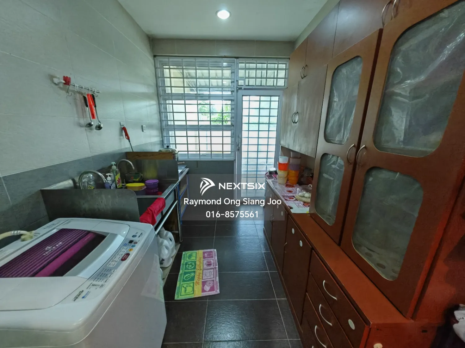 Semi-detached House For Sale in Kuching Sarawak - Image 8