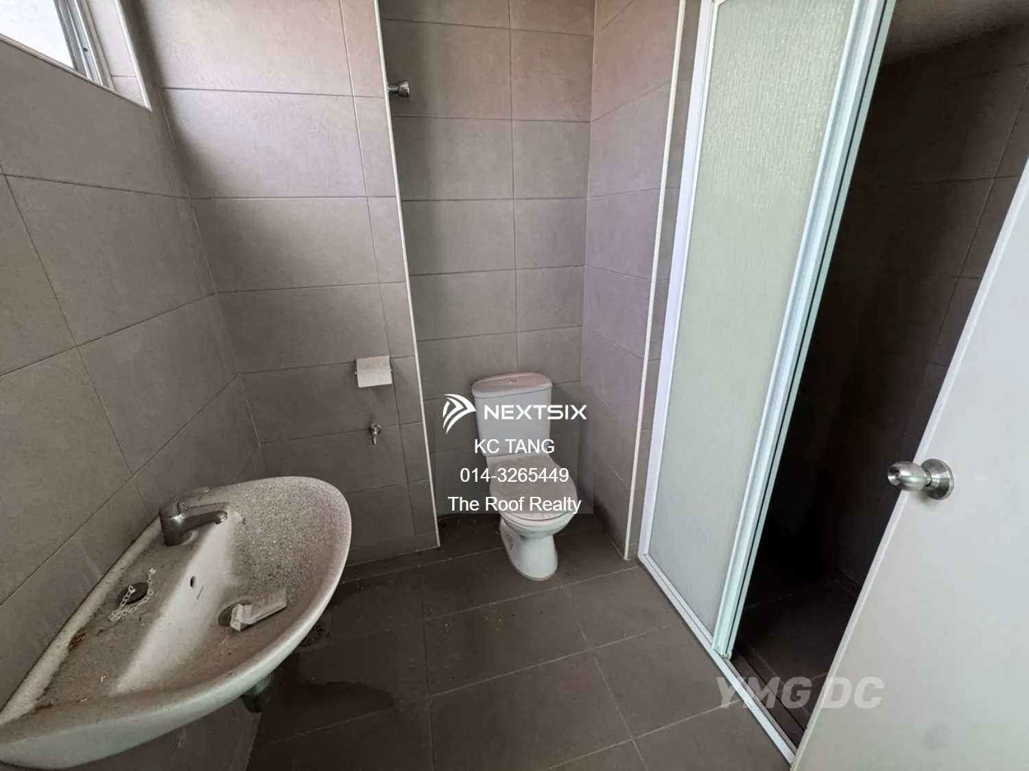 3-sty Terrace/Link House For Sale in Klang Selangor - Image 9