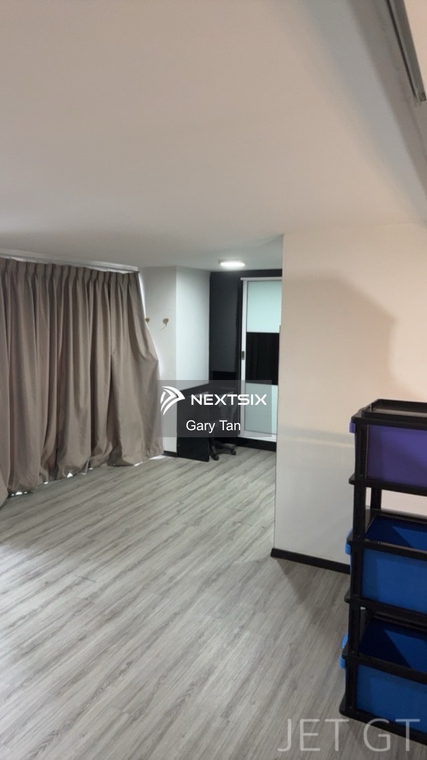 Serviced Residence For Sale in Damansara Damai Selangor - Image 5