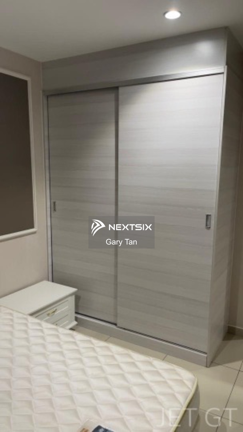 Serviced Residence For Sale in Glenmarie Selangor - Image 5