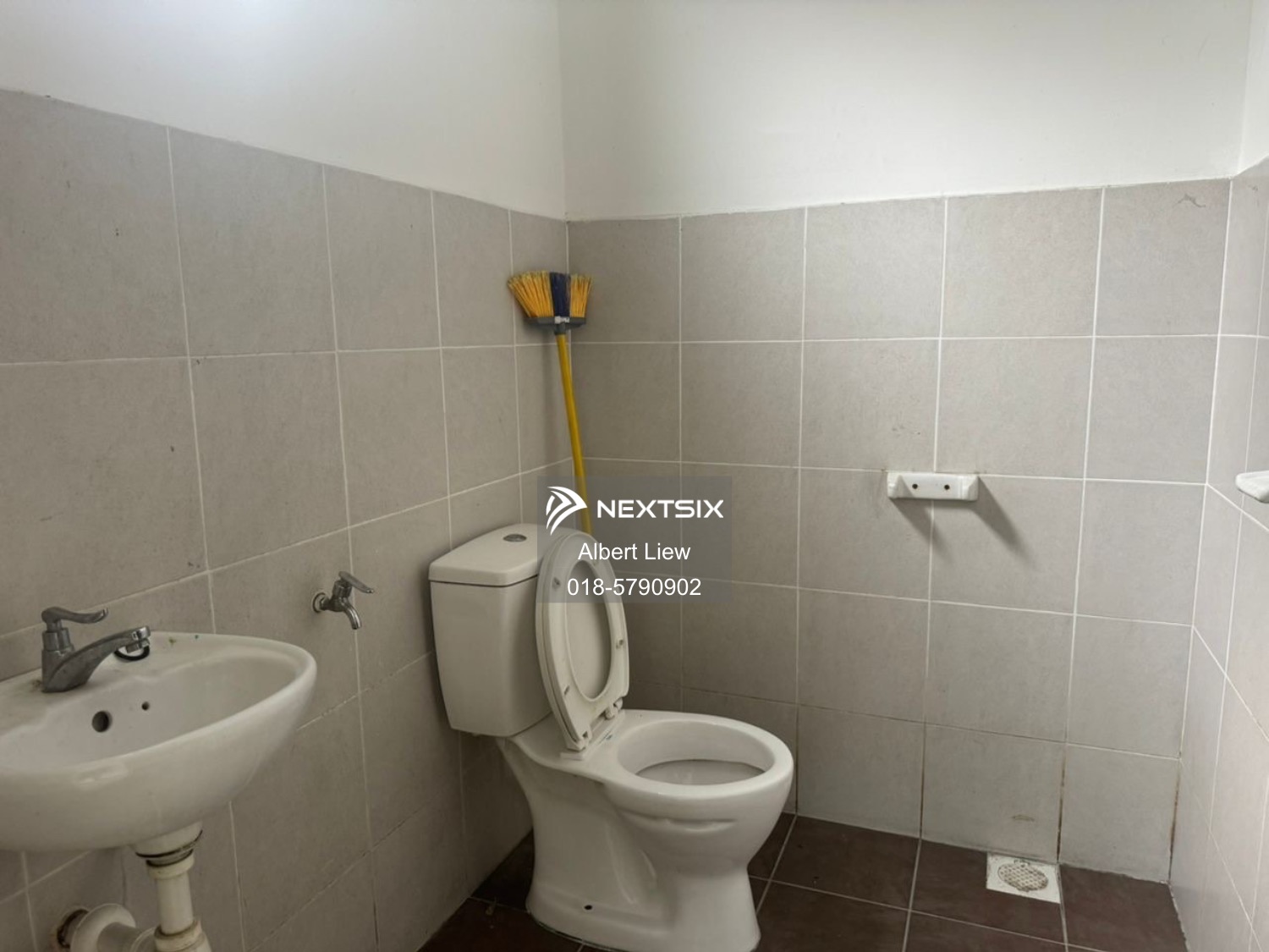 2-sty Terrace/Link House For Sale in Senai Johor - Image 8