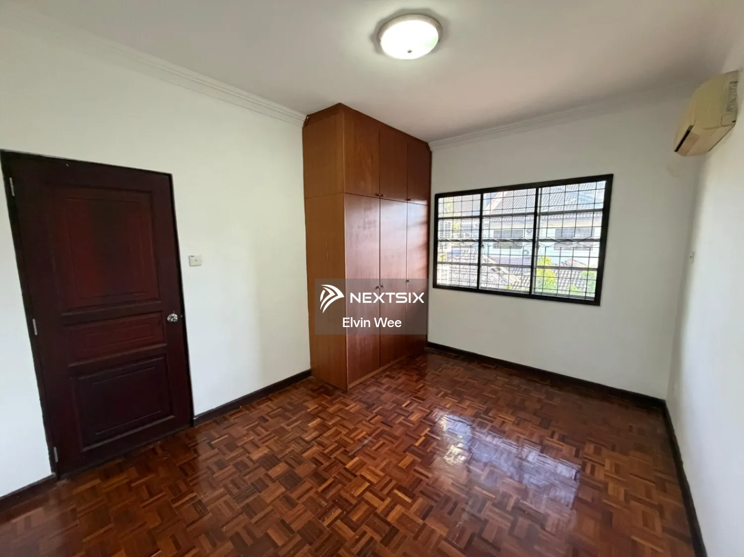 Semi-detached House For Sale in Kuching Sarawak - Image 11