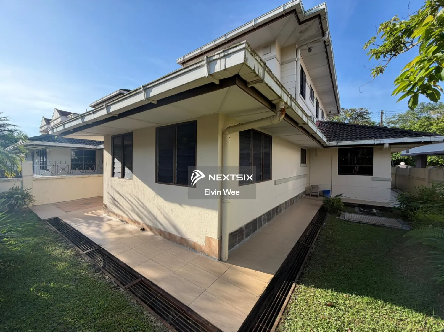 Semi-detached House For Sale in Kuching Sarawak - Image 15