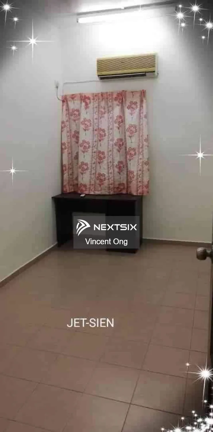 2-sty Terrace/Link House For Sale in Klang Selangor - Image 5