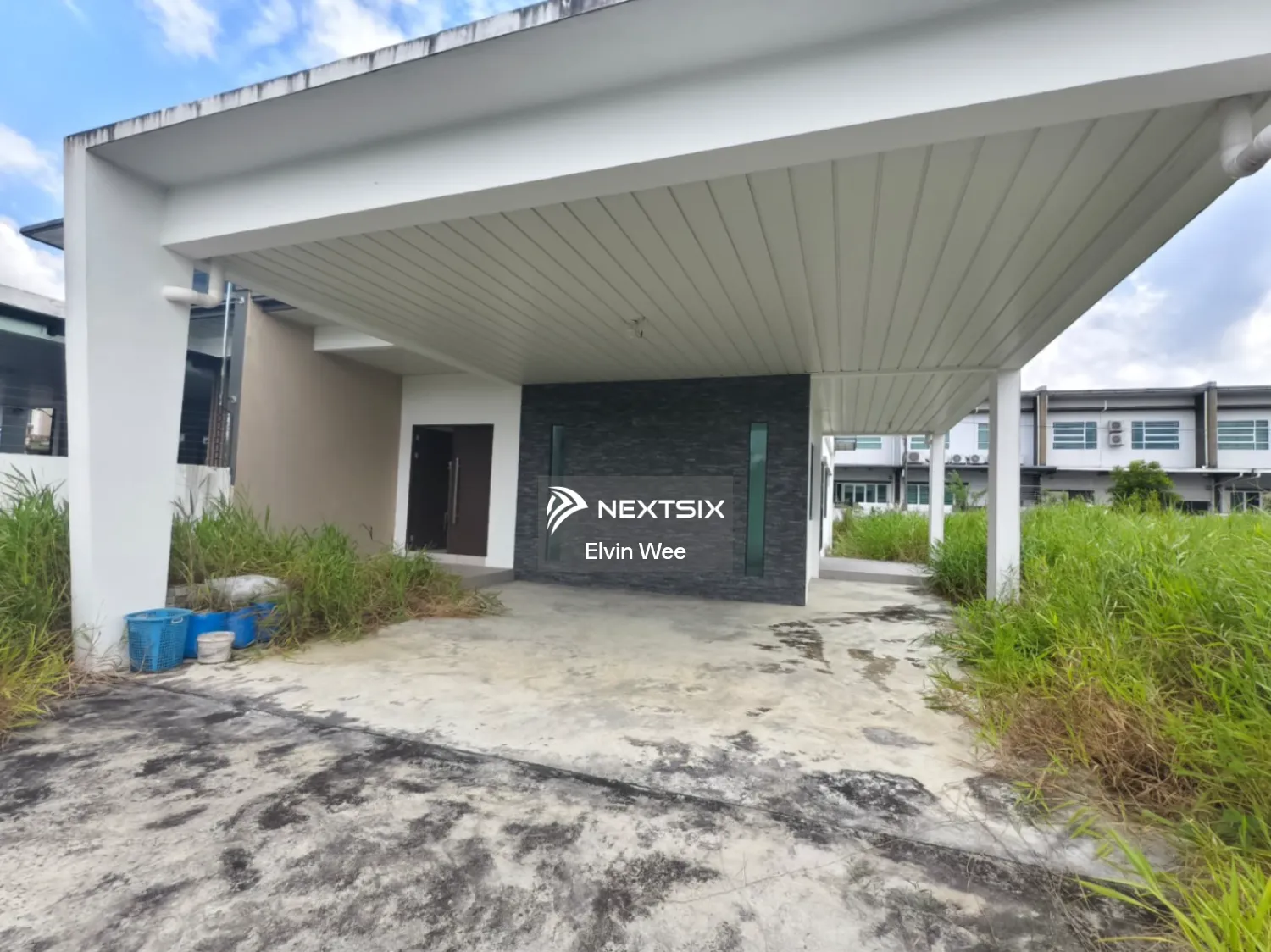 Semi-detached House For Sale in Kuching Sarawak