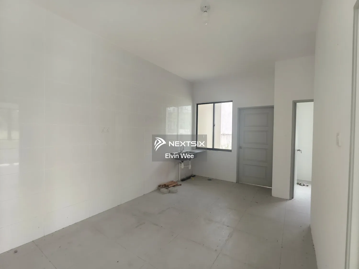 Semi-detached House For Sale in Kuching Sarawak - Image 9