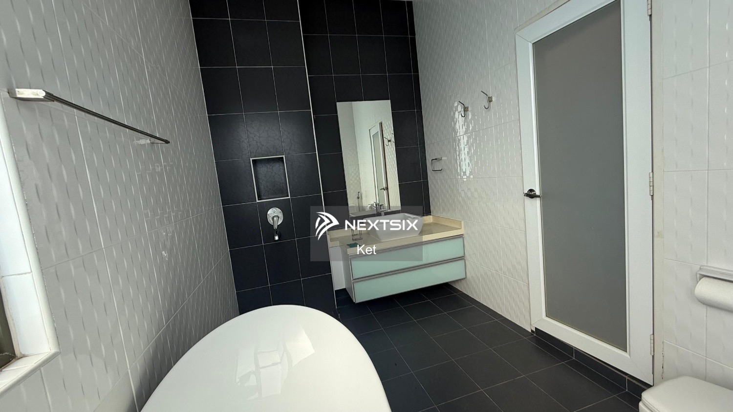 Semi-detached House For Rent in Johor Bahru Johor - Image 21