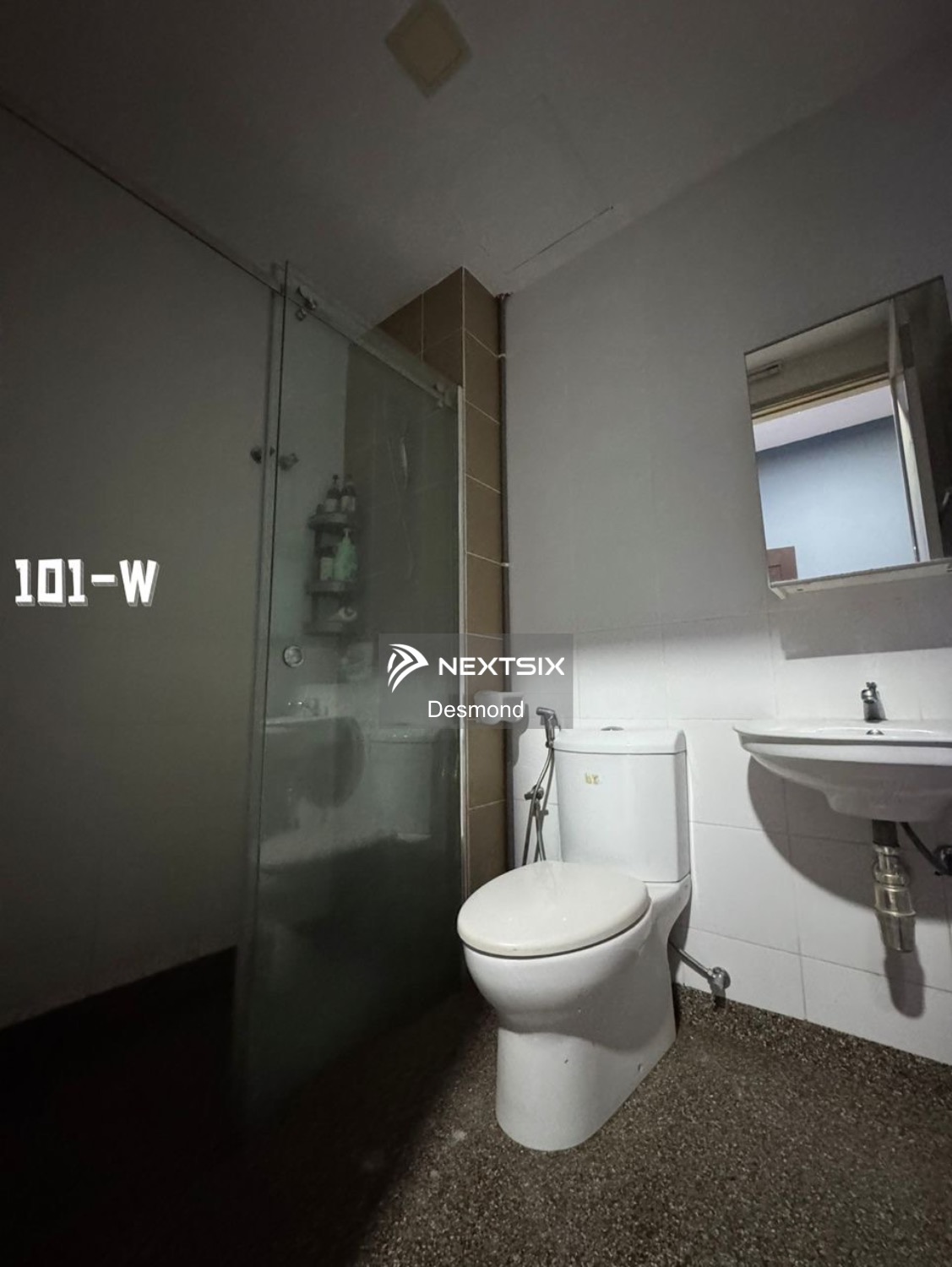 Semi-detached House For Sale in Bandar Botanic Selangor - Image 11