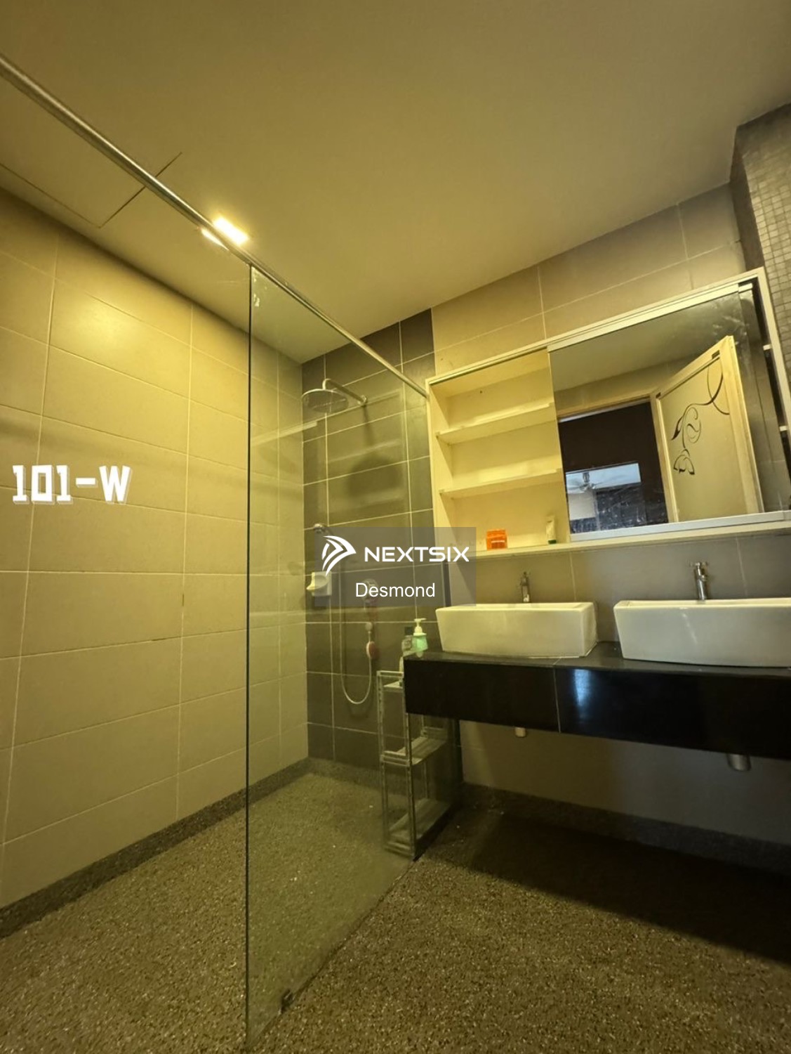 Semi-detached House For Sale in Bandar Botanic Selangor - Image 13