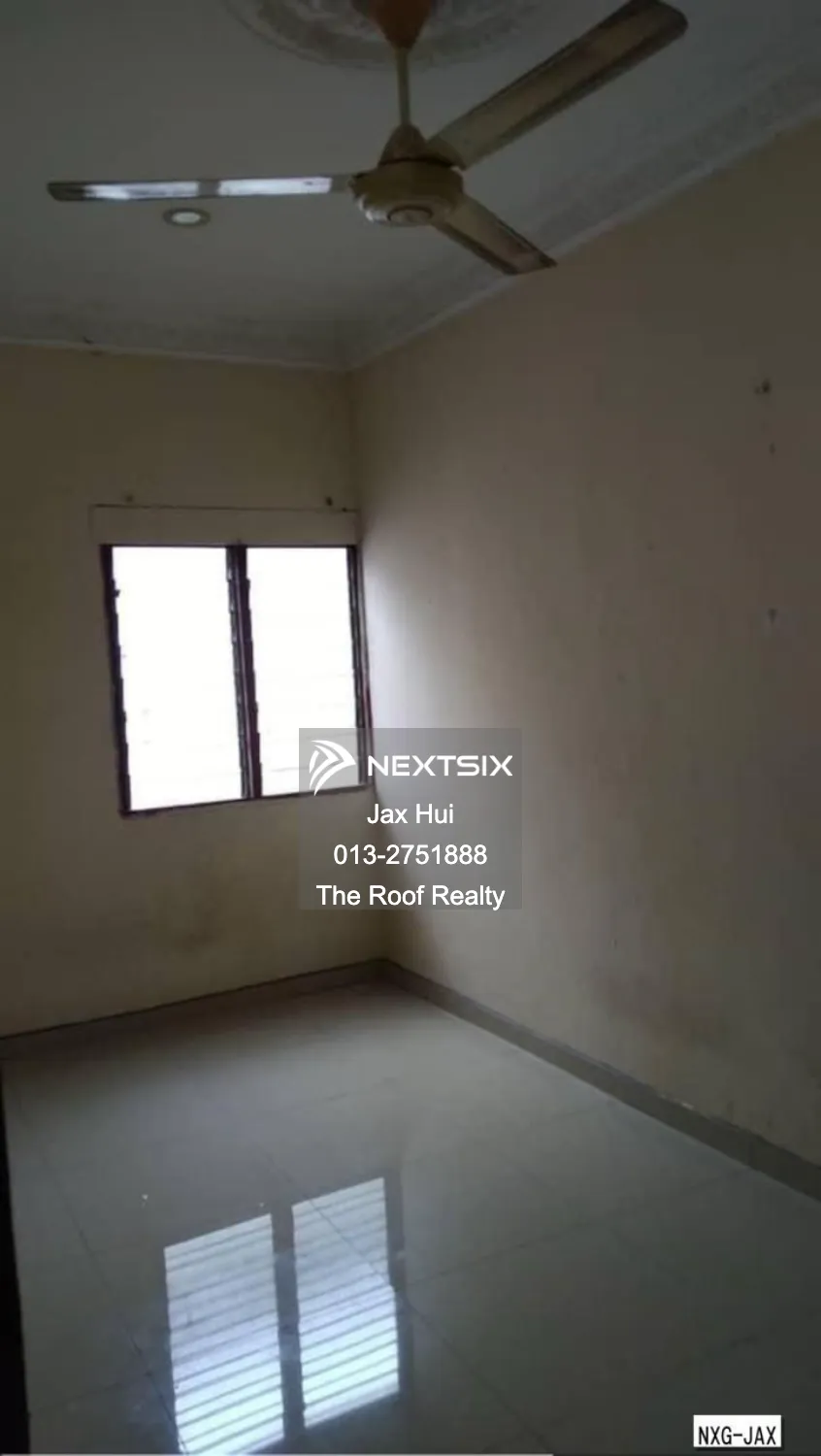 2-sty Terrace/Link House For Sale in Klang Selangor - Image 6