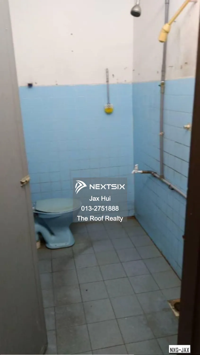 2-sty Terrace/Link House For Sale in Klang Selangor - Image 7