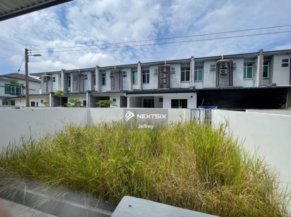 2-sty Terrace/Link House For Sale in Kota Samarahan Sarawak - Image 5
