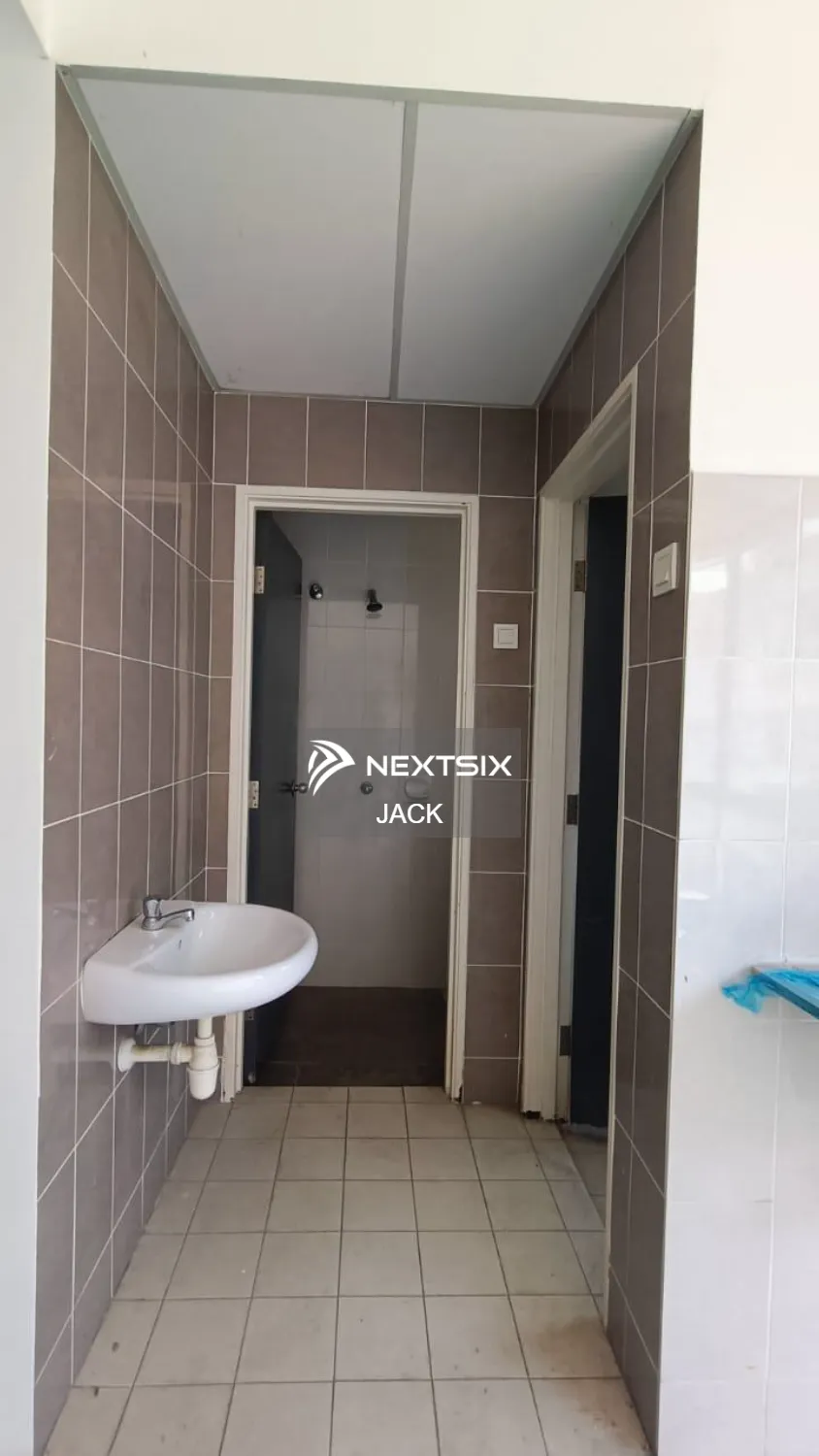 Shop Office For Rent in Setia Alam Selangor