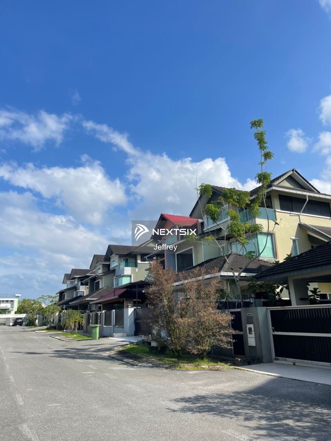 Semi-detached House For Sale in Kuching Sarawak