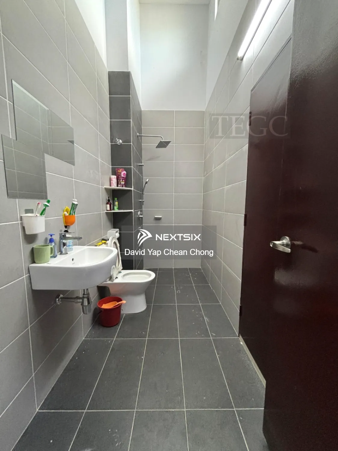 Semi-detached House For Sale in Klang Selangor - Image 17