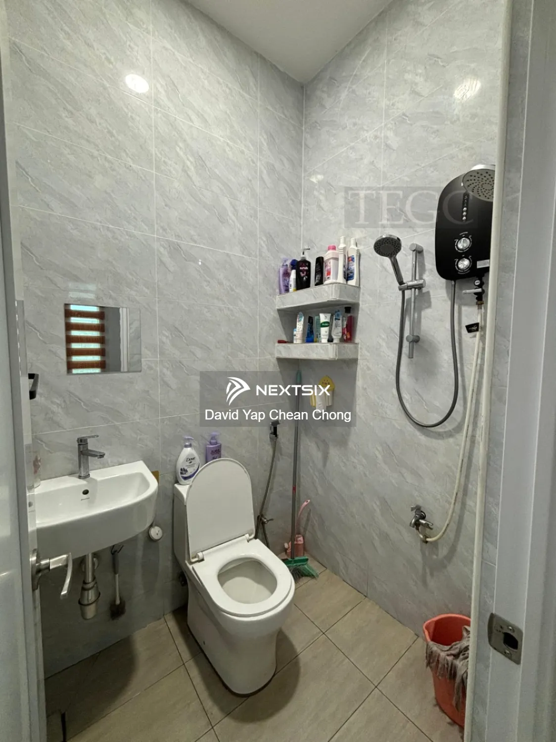 Semi-detached House For Sale in Klang Selangor - Image 18
