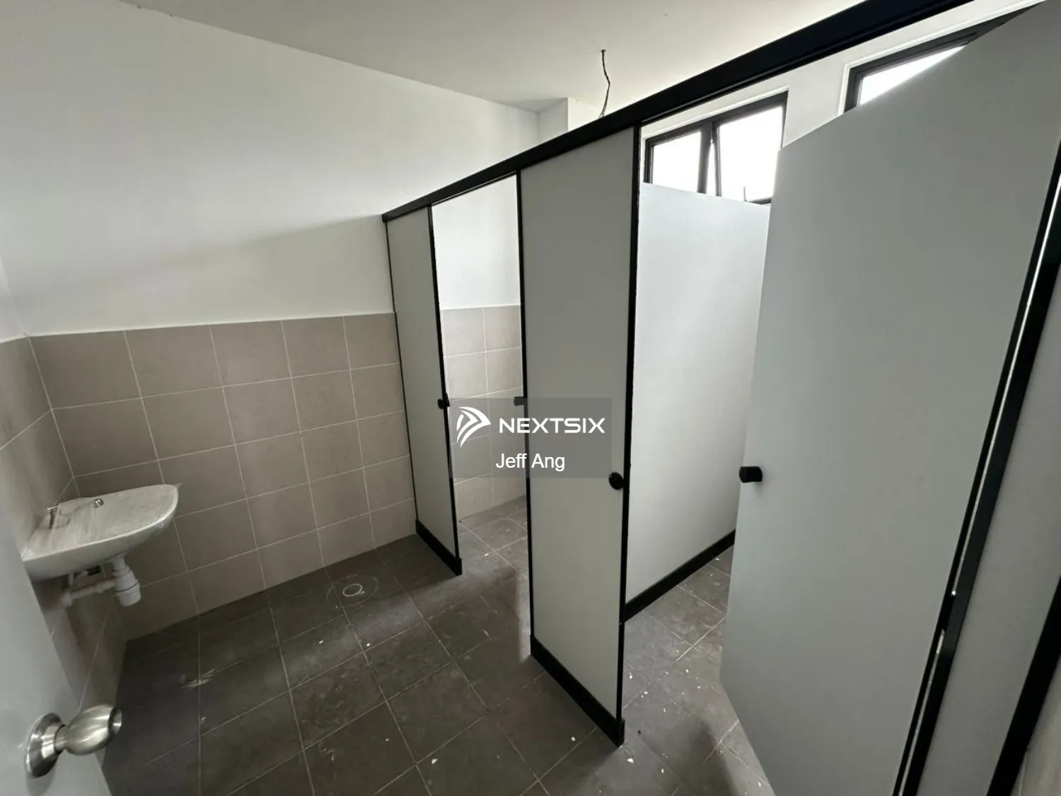 Semi-D Factory For Rent in Johor Bahru Johor - Image 12