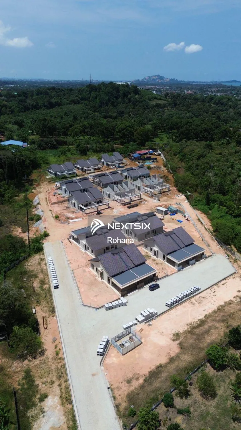 Semi-detached House For Sale in Balok Pahang