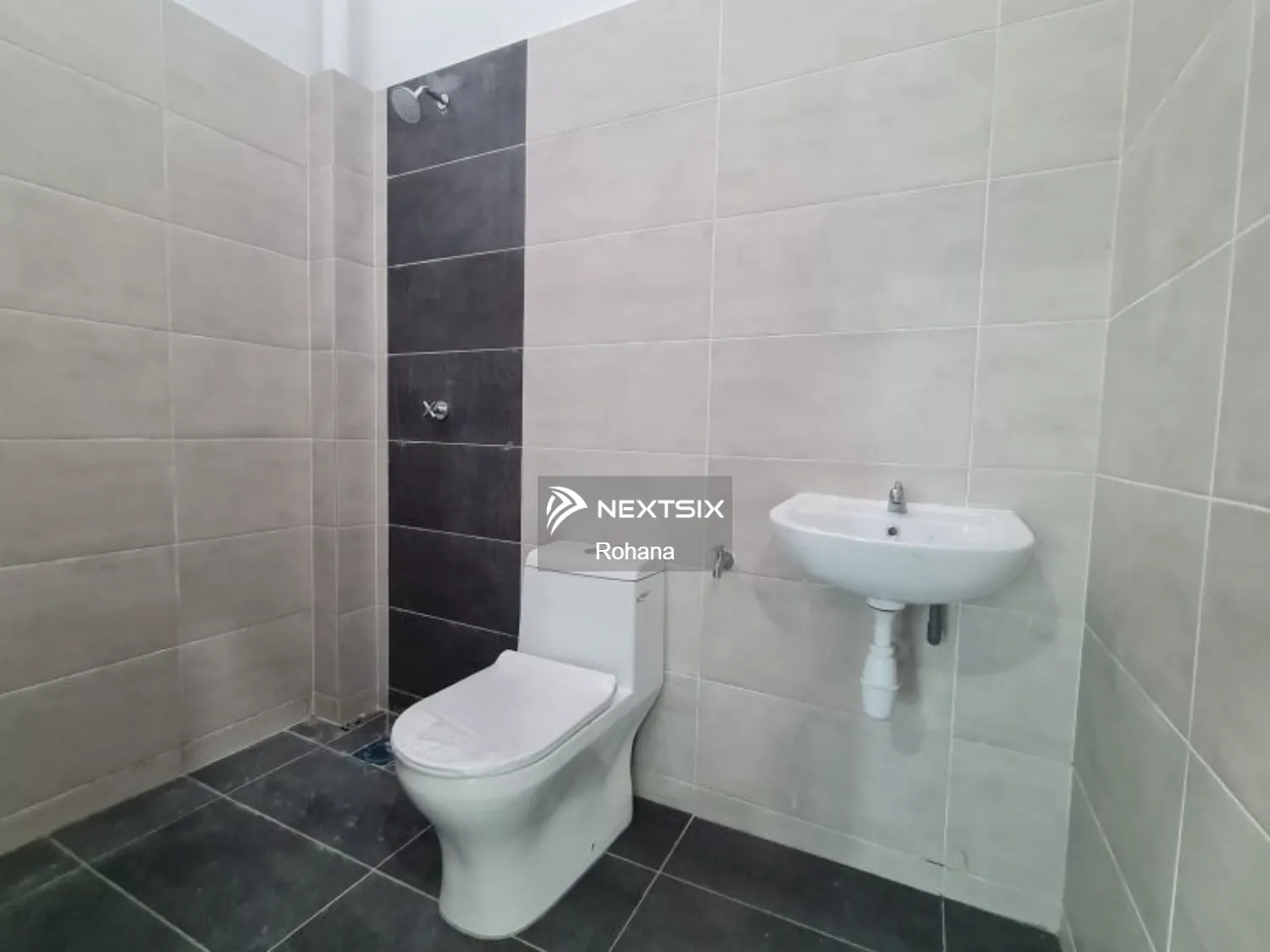 Semi-detached House For Sale in Kuantan Pahang - Image 13